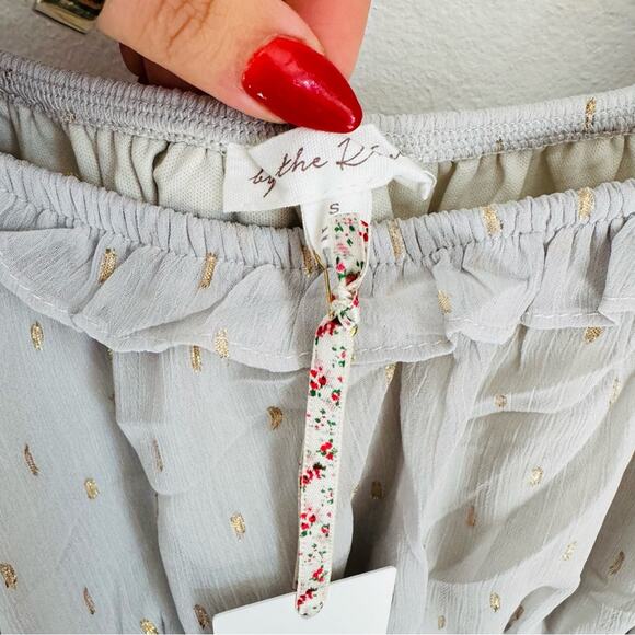 NEW BY THE RIVER Grey Gold Metallic Polka Dot Long Sleeve $88 Crop Top Blouse S - Picture 4 of 16